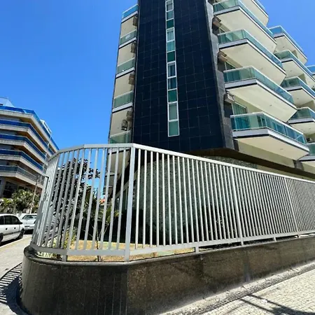 Apto 2 quartos com AR Cond, prédio frente p/ praia-2